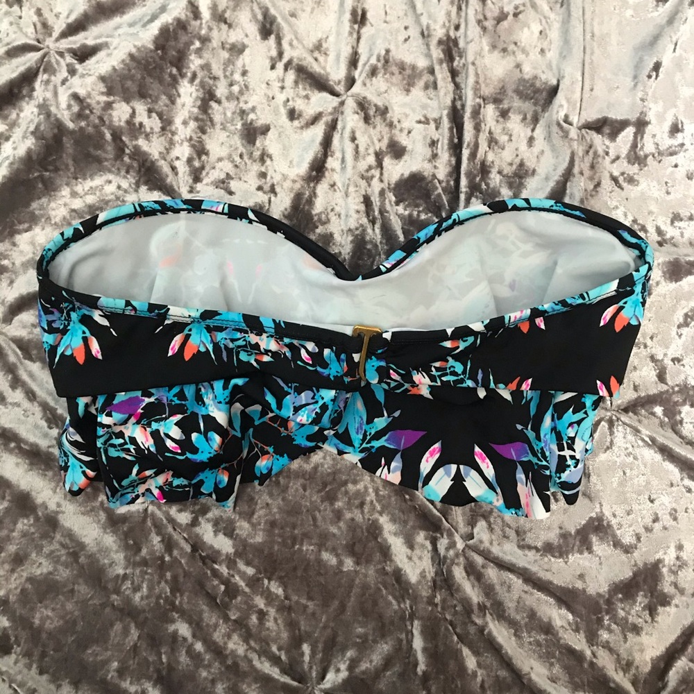 Beach Riot Bikini Top - Picture 3 of 6